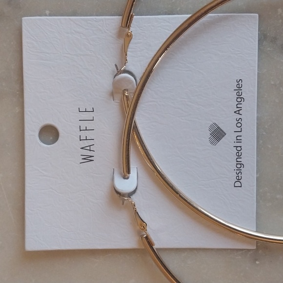 💥 Closet Closing Sale 💥 XL Gold Hoops by Waffle - Picture 2 of 5